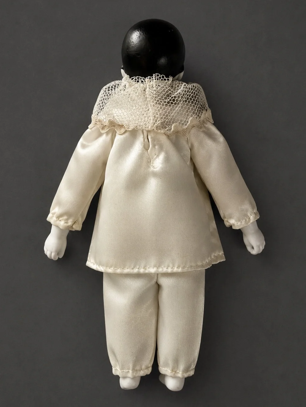 70s 80s Pierrot mime clown porcelain doll, cloth body.  Lace collar. 7